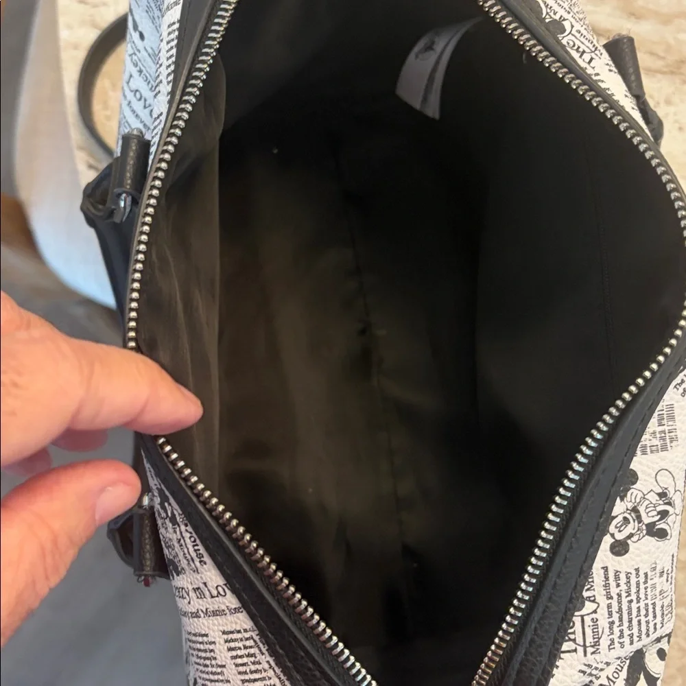 Disney Mickey and Minnie Satchel and Crossbody Bag - Picture 7 of 9